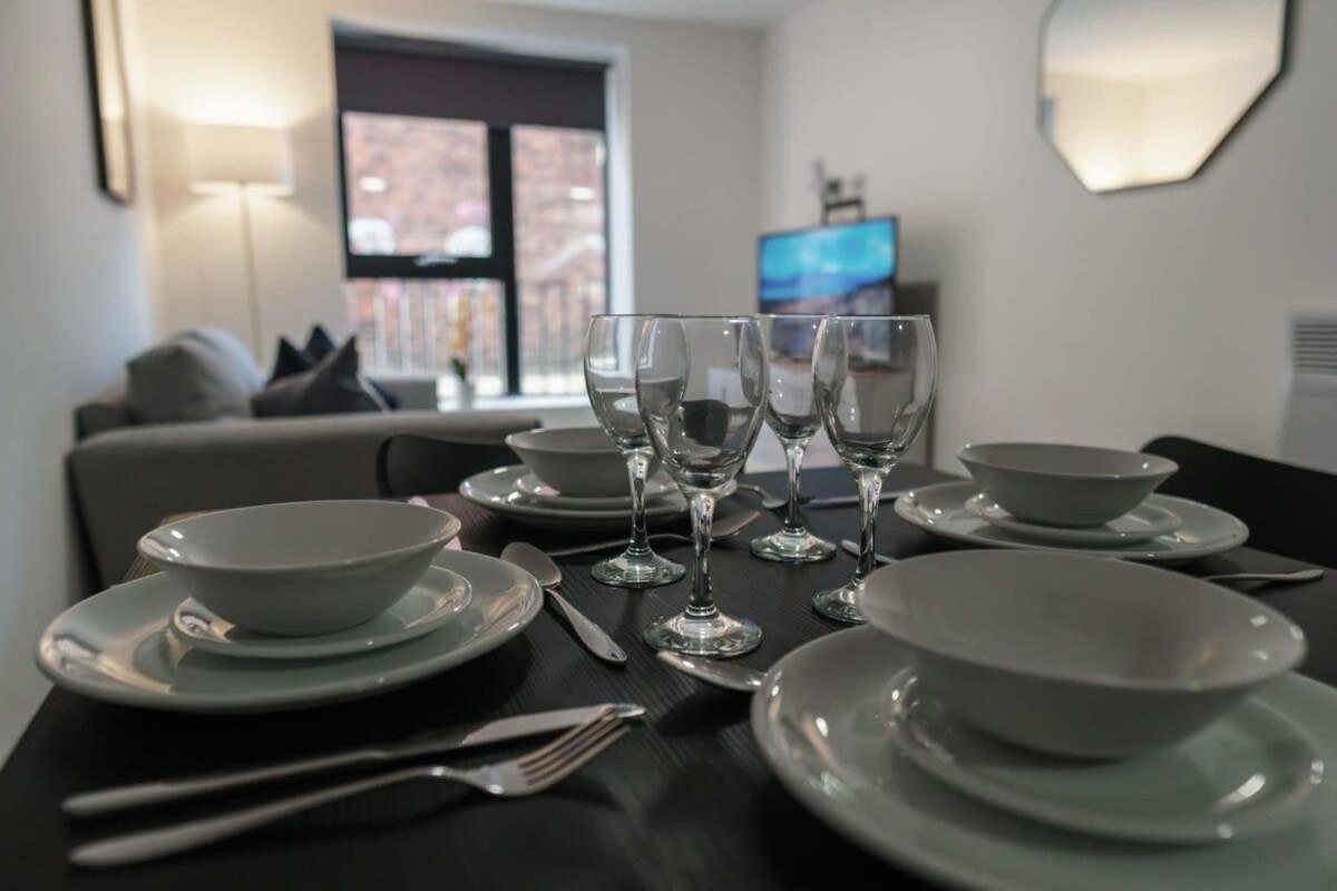 Contemporary 1 Bed Apartment In Liverpool Centre Exterior photo